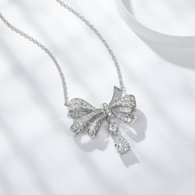 Butterfly - A Fashionable And Luxurious Diamond Jewelry Pendant Set With Moissanite S925 Sterling Silver And Platinum Plating