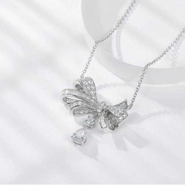 Butterfly - A Fashionable And Luxurious Diamond Jewelry Pendant Set With Moissanite S925 Sterling Silver And Platinum Plating